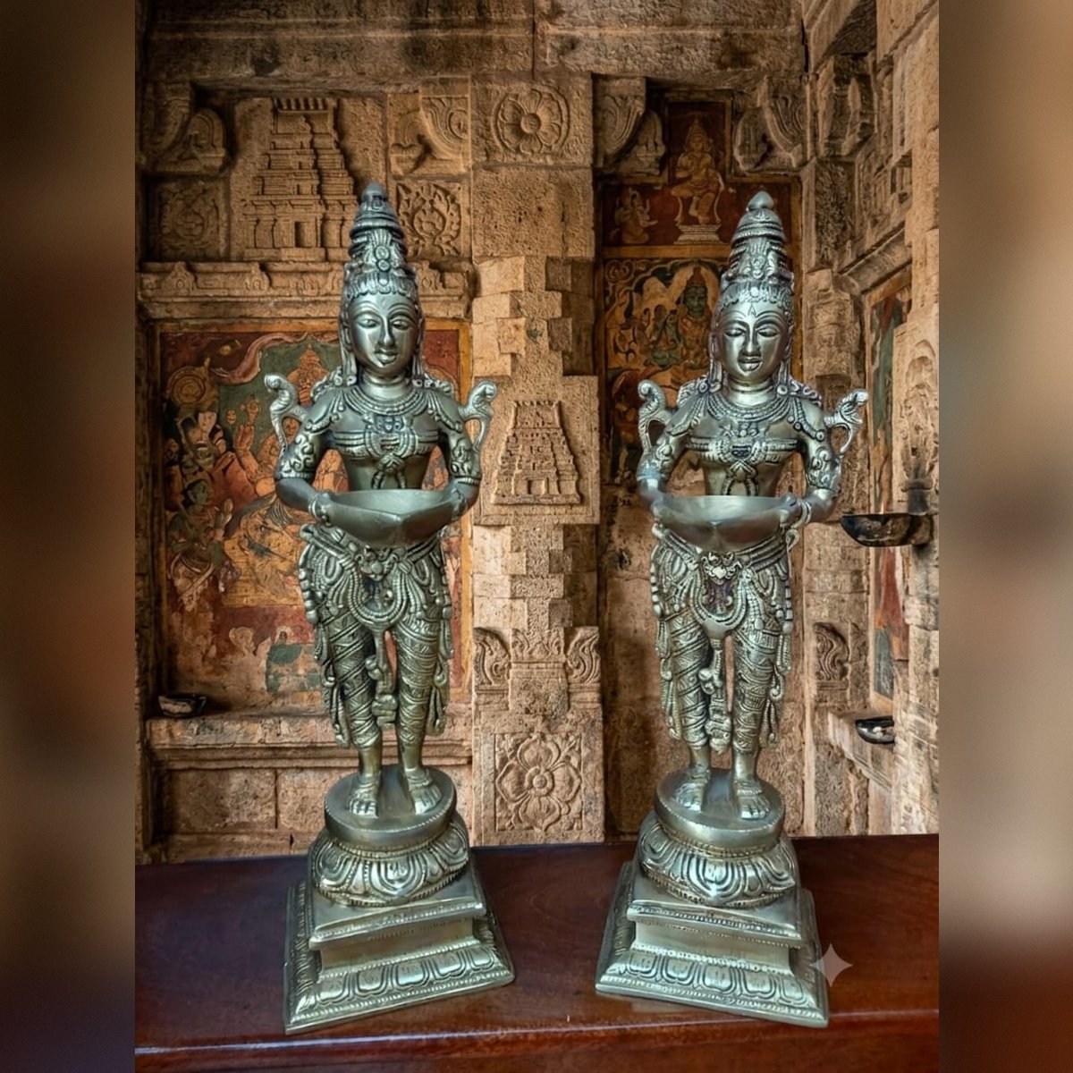 Handcrafted Brass Deepa Lakshmi Idols Pair - Image 2